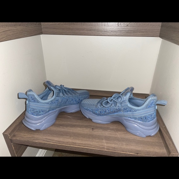 Steve Madden Blue Sneakers - Picture 5 of 7
